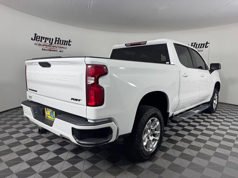 Used 2022 Chevrolet Silverado 1500 RST w/ Z71 Off-Road Package AWD/4WD image 6