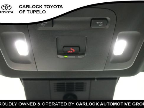 Used 2026 Toyota Camry SE FWD image 36