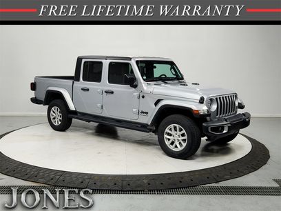 Used 2023 Jeep Gladiator Sport
