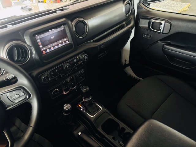 Used 2023 Jeep Gladiator Sport AWD/4WD image 52