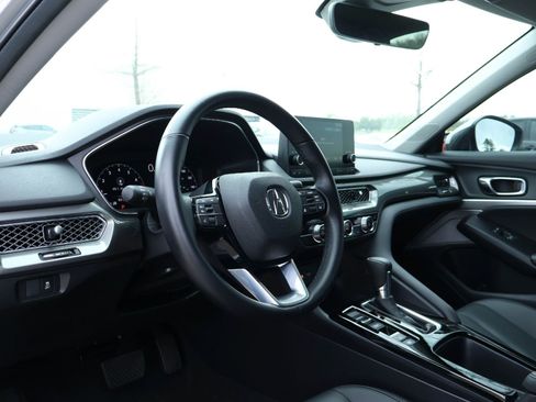 Certified 2024 Acura Integra Base image 2