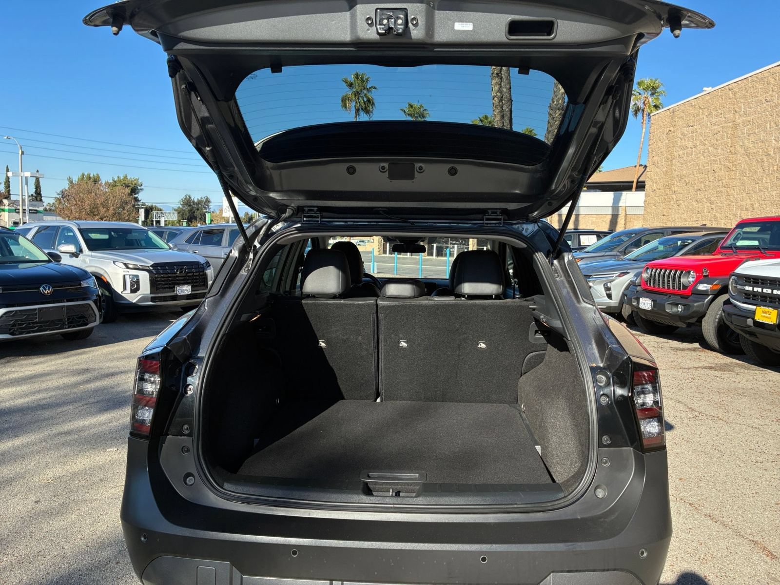 Used 2026 Nissan Kicks SR FWD image 31
