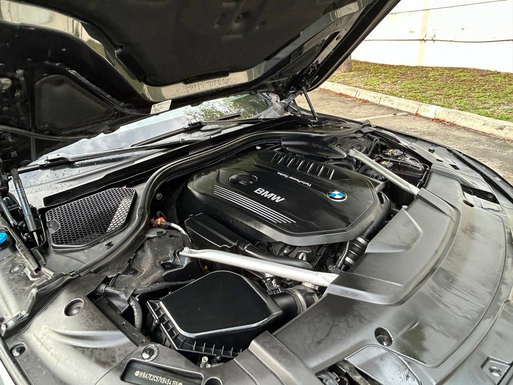 Used 2019 BMW 740i w/ Executive Package RWD image 27