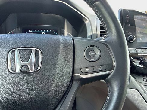 Certified 2024 Honda Odyssey EX-L image 25