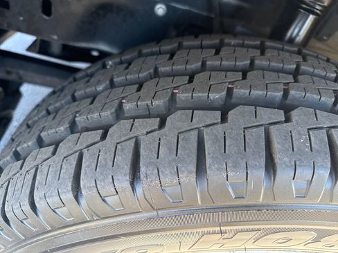 Used 2024 Ford Transit 250 Low Roof w/ Exterior Upgrade Package image 27