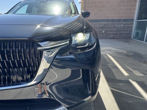 Used 2024 MAZDA CX-90 Plug-In Hybrid w/ Premium Pkg image 11