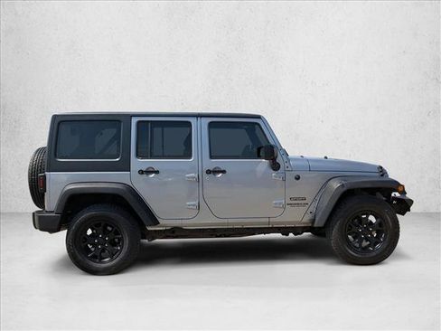 Used 2016 Jeep Wrangler Unlimited Sport w/ Connectivity Group image 4