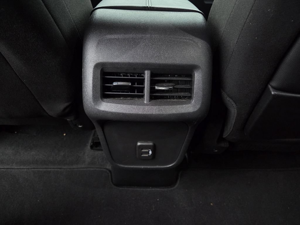 Used 2024 GMC Terrain SLE FWD image 21