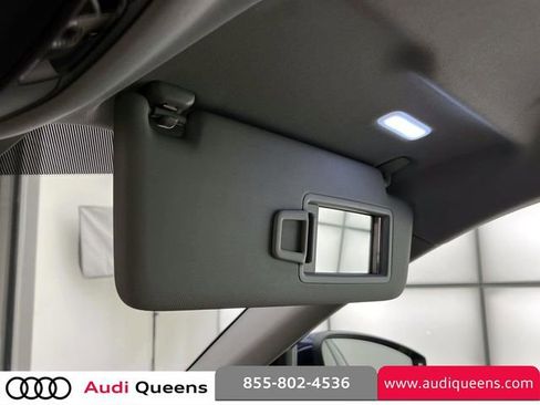Used 2025 Audi Q5 Premium Plus AWD/4WD image 31