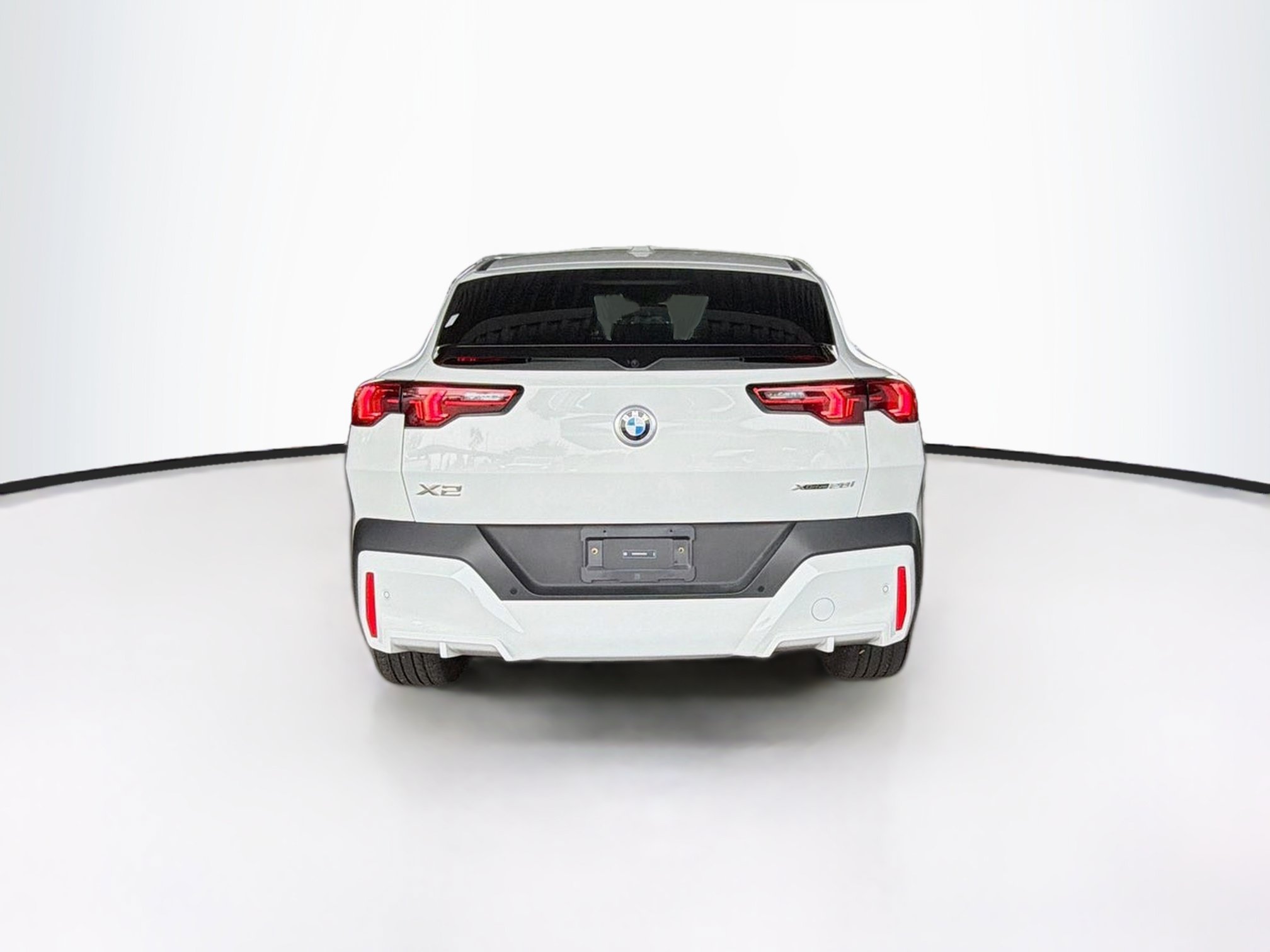 Used 2026 BMW X2 xDrive28i AWD/4WD image 7
