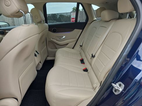 Certified 2022 Mercedes-Benz GLC 300 4MATIC image 12