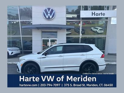 Certified 2023 Volkswagen Tiguan SE R-Line