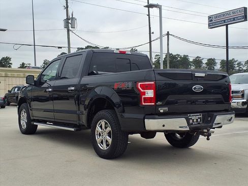 Used 2018 Ford F150 XLT w/ Equipment Group 302A Luxury image 2