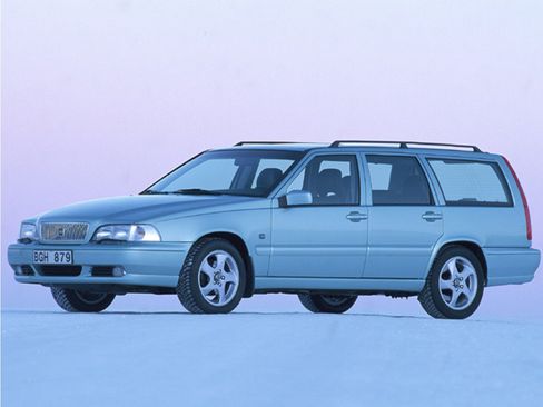 Used 1999 Volvo V70 AWD image 2