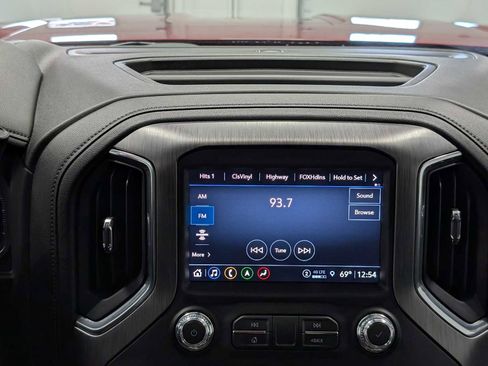 Used 2023 GMC Sierra 2500 Denali w/ Denali Ultimate Package image 18