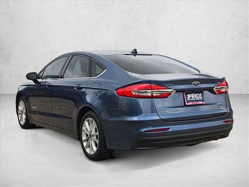 Used 2019 Ford Fusion SE FWD image 6