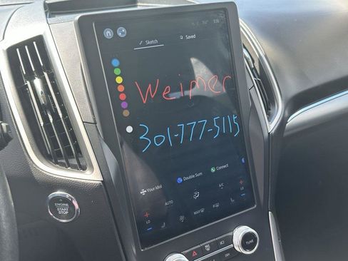 Used 2022 Ford Edge SEL image 17