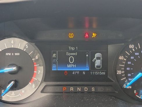 Used 2017 Ford Fusion SE image 25