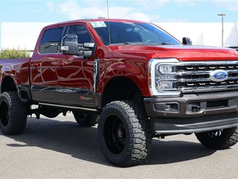 Used 2025 Ford F350 King Ranch AWD/4WD image 7