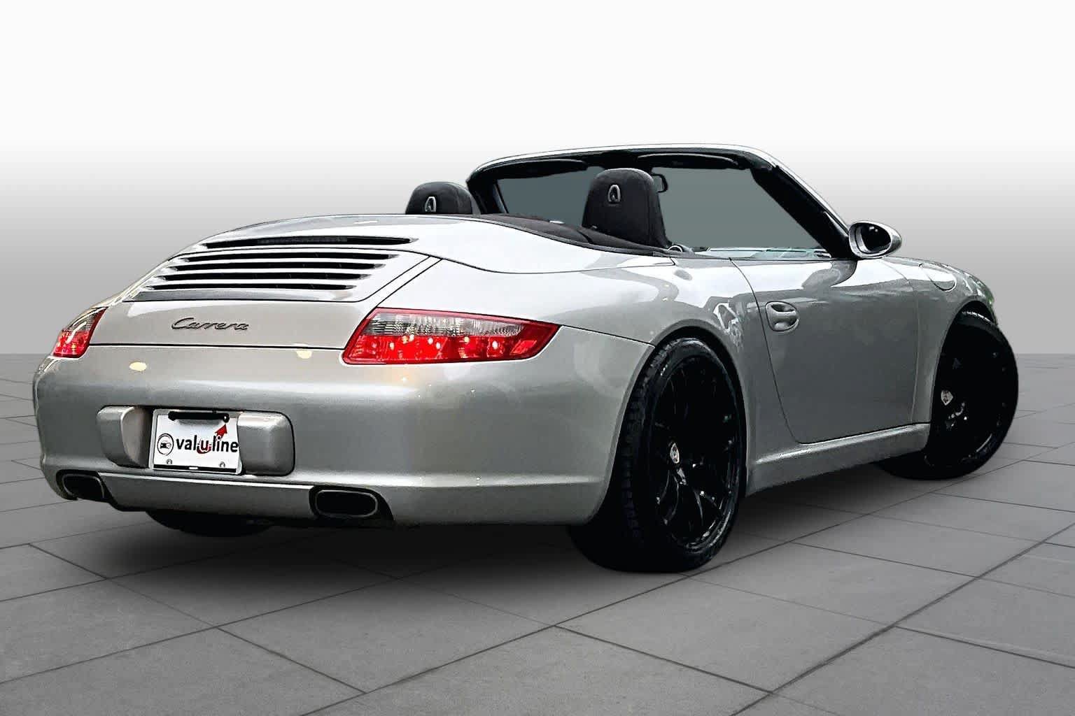 Used 2006 Porsche 911 Carrera RWD image 11