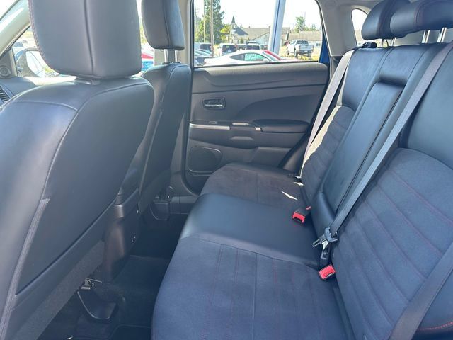 Used 2024 Mitsubishi Outlander Sport ES AWD/4WD image 19