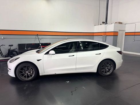 Used 2021 Tesla Model 3 Long Range image 5