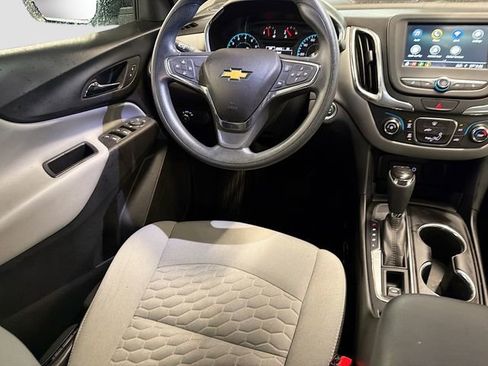 Used 2019 Chevrolet Equinox LS image 20