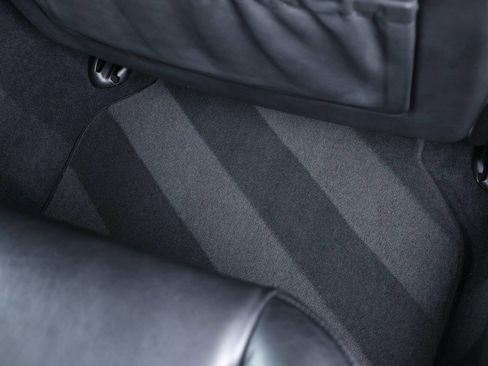 Used 2002 BMW M5 image 92