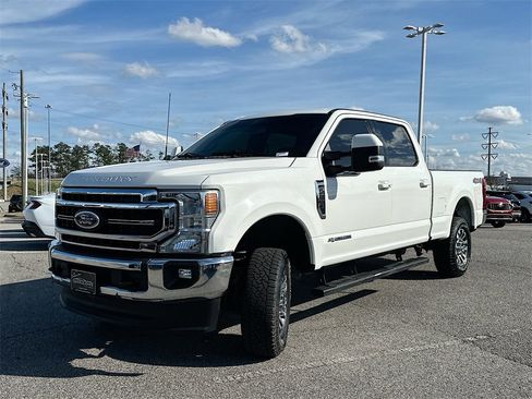 Certified 2022 Ford F250 Lariat w/ Lariat Ultimate Package image 2