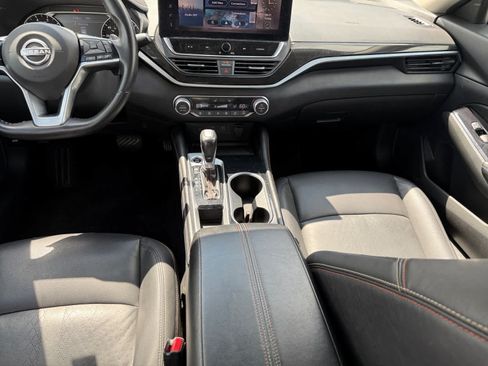 Used 2025 Nissan Altima 2.5 SR w/ SR Premium Package FWD image 18