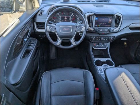 Used 2019 GMC Terrain Denali w/ Advanced Safety Package image 9