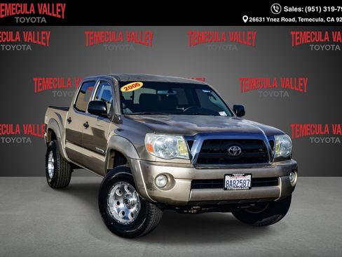 Used 2006 Toyota Tacoma PreRunner image 1