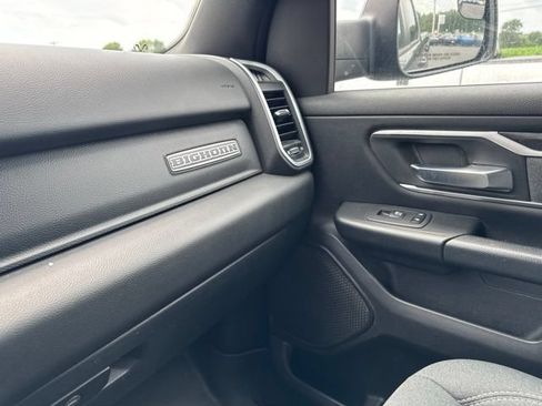 Used 2022 RAM 1500 Big Horn AWD/4WD image 32