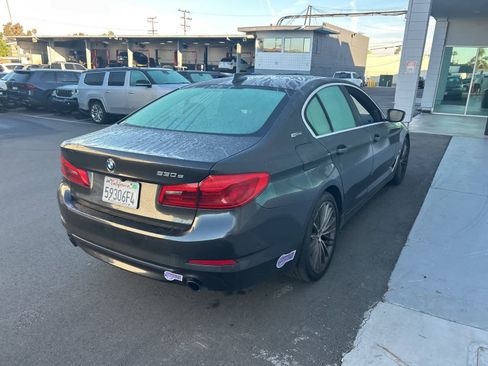 Used 2019 BMW 530e image 7