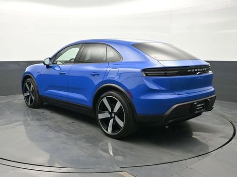 New 2026 Porsche Macan Electric RWD image 3