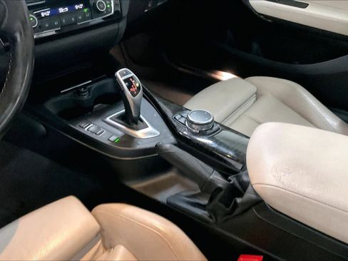 Used 2016 BMW M235i Coupe image 19