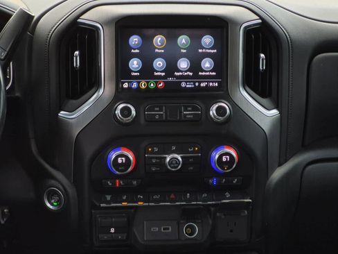 Used 2022 GMC Sierra 3500 Denali image 15