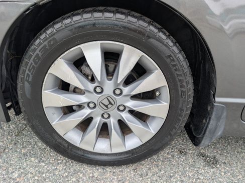 Used 2010 Honda Civic EX-L image 3