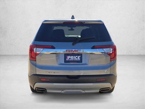 Used 2023 GMC Acadia SLE image 5