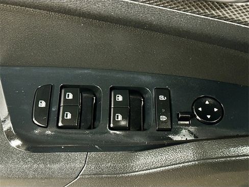 Used 2023 Kia Sportage LX image 17