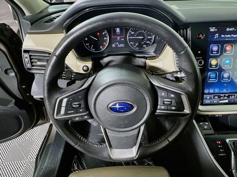 Used 2021 Subaru Outback Premium AWD/4WD image 10
