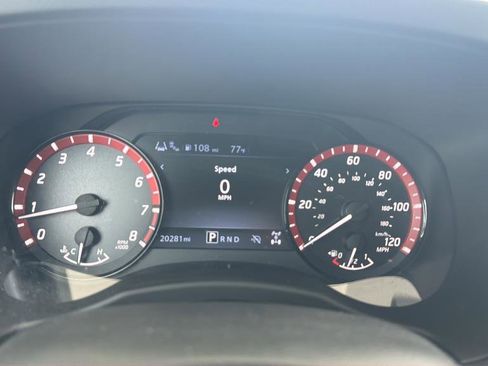 Certified 2025 Nissan Frontier PRO-4X w/ Pro Convenience Package AWD/4WD image 10