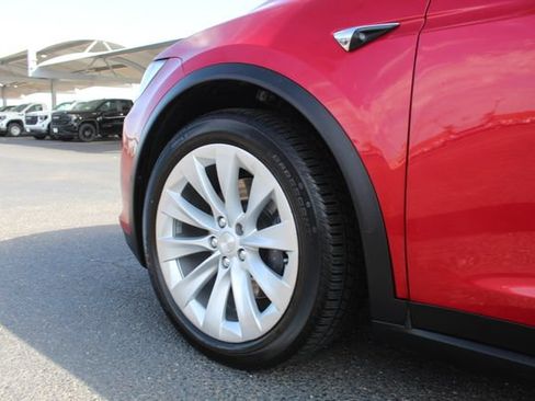 Used 2020 Tesla Model X Long Range AWD/4WD image 12