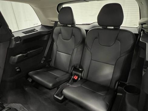 Used 2018 Volvo XC90 T8 Momentum w/ Convenience Package image 33