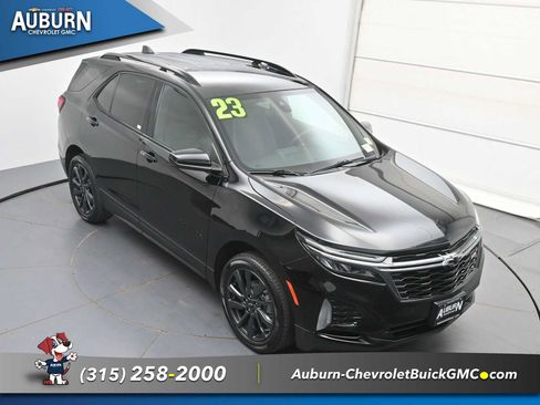 Used 2023 Chevrolet Equinox RS AWD/4WD image 26