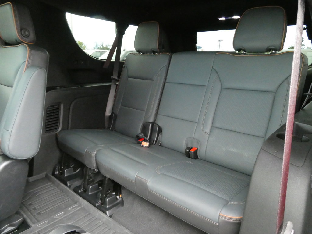 Certified 2025 GMC Yukon XL AT4 w/ AT4 Premium Package AWD/4WD image 24