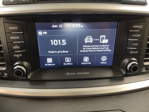 Used 2018 Kia Sorento AWD image 25