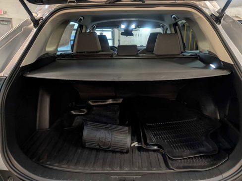 Certified 2022 Toyota RAV4 XLE image 23