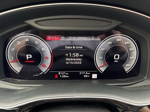 Used 2024 Audi Q8 Premium Plus image 21