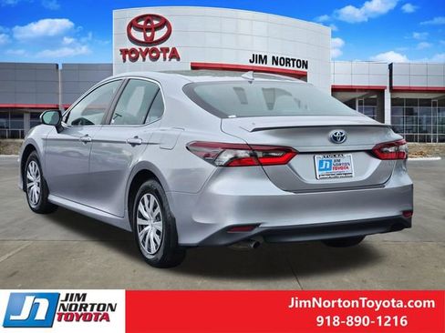 Used 2023 Toyota Camry LE FWD image 8